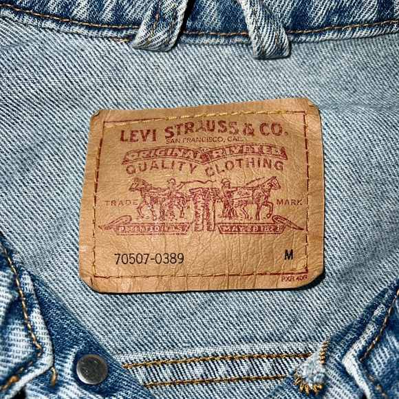 Vintage Men’s Levi’s Denim Trucker Jacket | Medium | Made in the USA 🇺🇸 - Picture 3 of 9